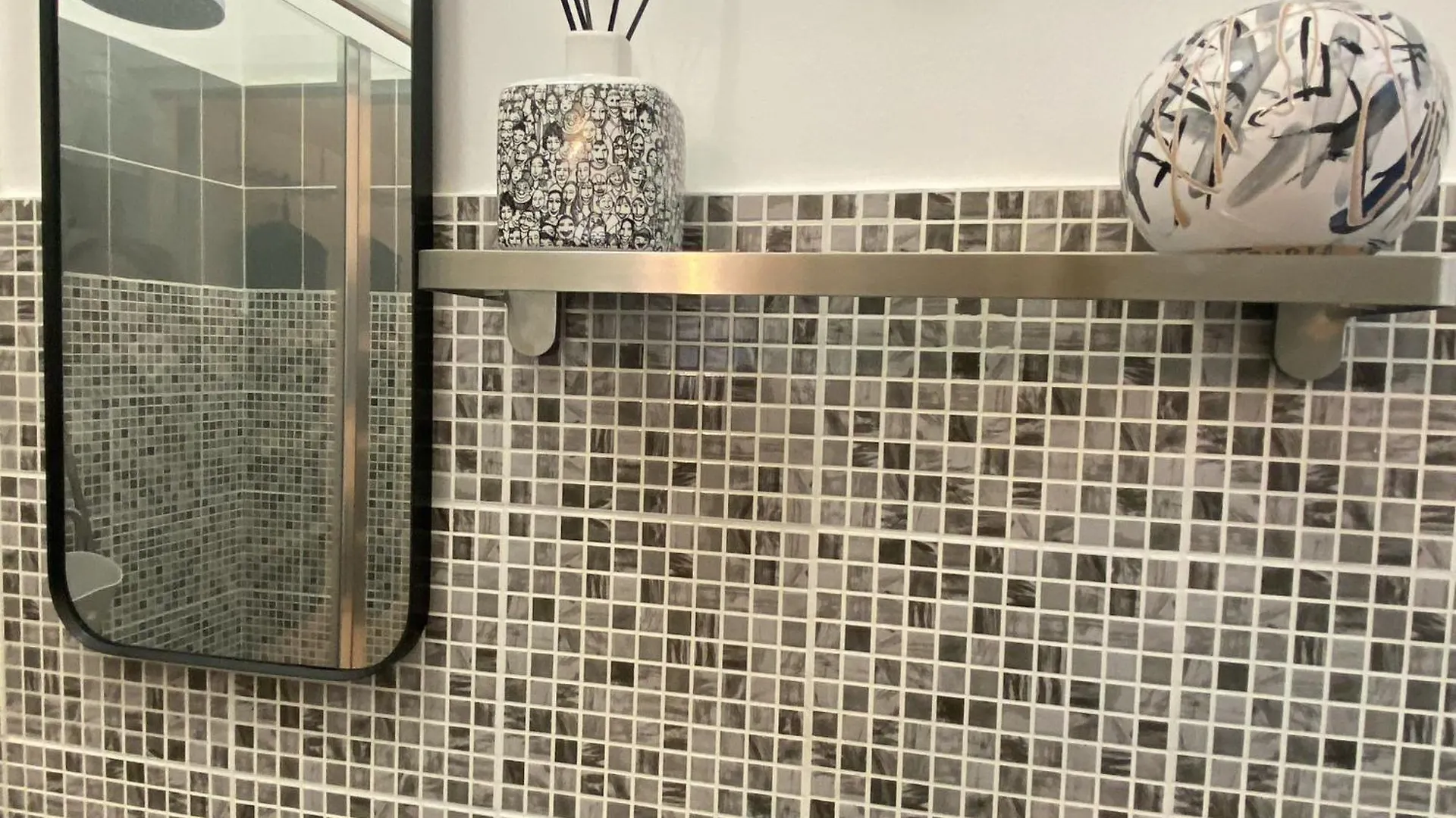 Domus Mundi Apartment Bari Italy