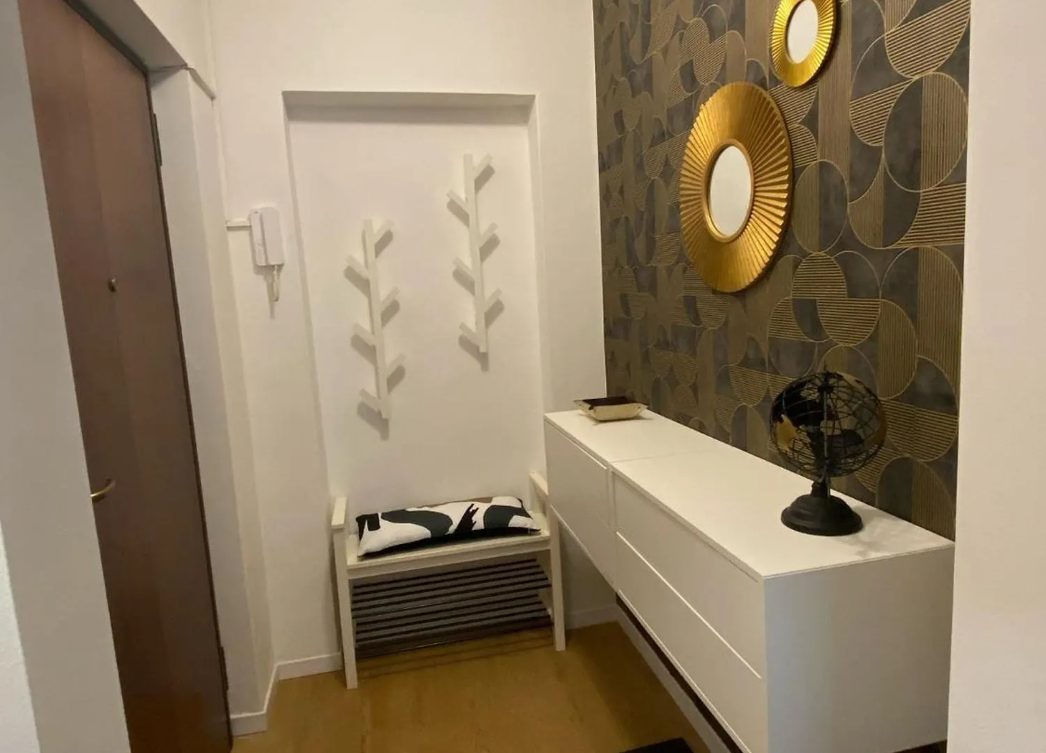 Domus Mundi Apartment Bari Italy