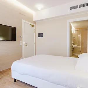 4* Ξενοδοχείο Boston