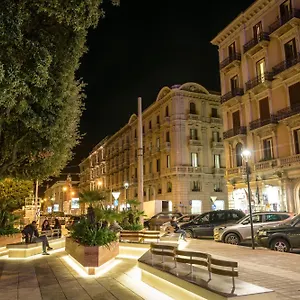 Apartment Art View Luxury, Bari